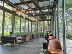 靠窗位-星巴克(西湖天地店)