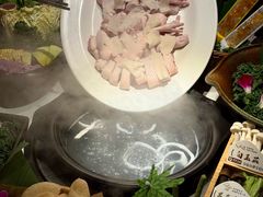 -润泽园椰子鸡(汇一城店)