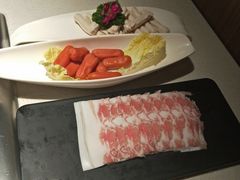 -海底捞火锅鲜切牛肉主题店(长寿路店)