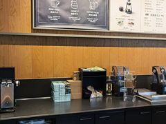 -星巴克(青岛大拇指广场分店)
