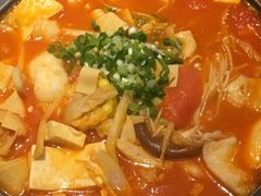 -渝是乎川渝小炒(新世界百货望京店)