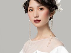 -粤港芭莎美容美发化妆学校