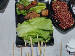 -云晓光头烧烤吧(盛夏店)