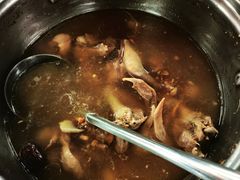 药膳乳鸽汤-百利鸽王(紫薇路店)