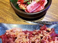 -鑫釜山海鲜烧烤(鑫丰国际店)