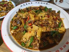 -鲁南仔·滕州炒鸡(经三路店)