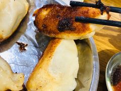 -黄阿姨锅贴大王(万航渡路店)