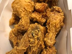 -BHC炸鸡(明洞总店)