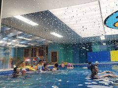 -Swim斯卫姆国际儿童游泳中心(红博中央公园店)