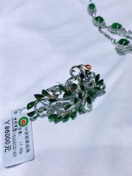 -北京七彩云南翡翠珠宝旗舰店(月坛店)