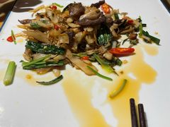 野山菌炒牛肉-山茶云南菜(中关村店)