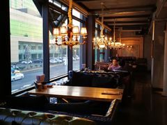 靠窗位-LYFATTI 莱芙缇(赣水路店)