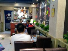 大堂-扒虾小妹儿麻辣海鲜(宏图街店)