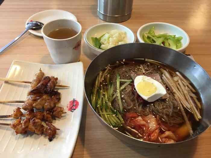 土大力(文化东路店)-"韩国菜品,味道不错,多了会有些腻,串串不.