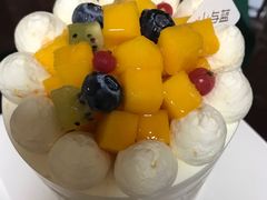 -山与蓝·轻糖鲜果蛋糕(勒泰店)
