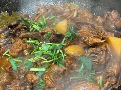 -锅老头海鲜铁锅炖