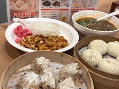 -阳阳中国饭(北京荟聚店)