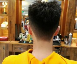 -贝勒爷专业男发