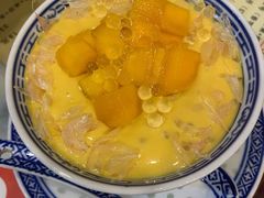 杨枝甘露-广信牛奶甜品世家(台东店)