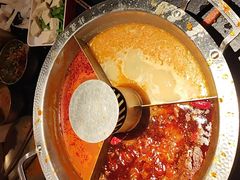 -晓宇重庆火锅(西安荟聚店)