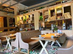 大堂-70后饭吧(府河街店)