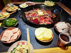 -利姐牧牛匠老火锅(兰花店)