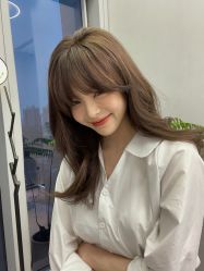 -AYO SALON