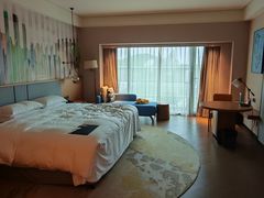 -上海佘山世茂艾美酒店