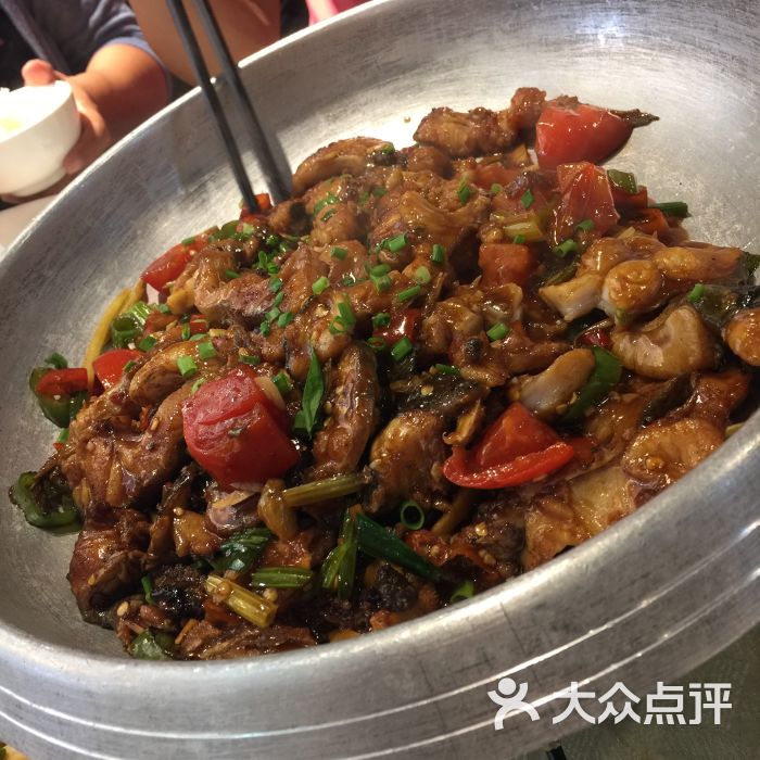 谢三姐啤酒鱼二十年品牌(西街总店)啤酒漓江剑骨鱼图片 - 第2274张