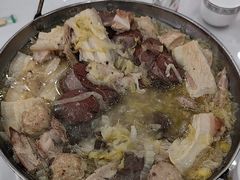 -一口猪海鲜浑锅·东北家常菜