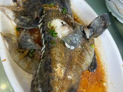 -三亚火车头万人海鲜广场