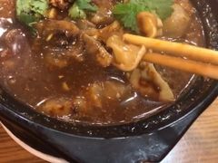 三鞭一花-三鞭一花·独一处·元英砂锅(海光寺店)