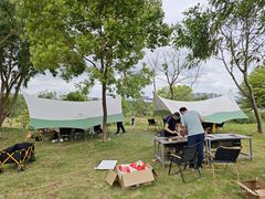 -松山湖南湖湾露营营地