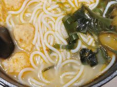 -灵芝妹子海鲜米线(凯德和平广场店)
