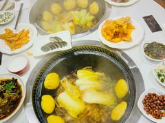 -玺炖·中国铁锅炖(南京东路店)