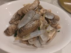 -侬佳蒸菜馆(听潮店)