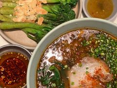 小锅米线-胡麻(静安嘉里店)