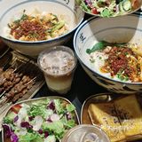 油泼面配咖啡☕简直聊咋咧！！