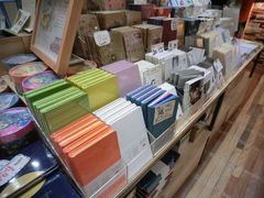 -猫的天空之城概念书店(苏州诚品店)