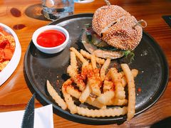-MARU玛露音乐餐厅(前滩世贸店)