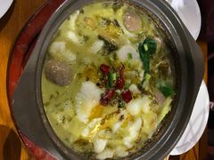 -周鱼小馆石锅酸菜鱼(活力汇店)