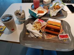 -麦当劳(杨林得来速店)