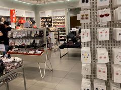 -H&M(鹏欣水游城店)