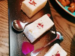 娜帕里勇-那时新疆·若羌(经纬汇店)