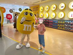 -m豆巧克力世界(上海世茂广场店)