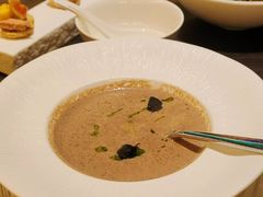 黑松露奶油蘑菇汤-庐灶江南·江南菜·四合院Bistro(东直门雍和宫·原华侨宾馆店)