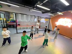 -U.P流行舞蹈文化艺术中心(财富星座店)