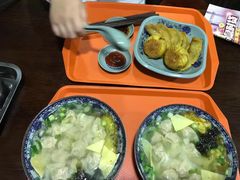 -老新隆牛肉锅贴(新街口店)