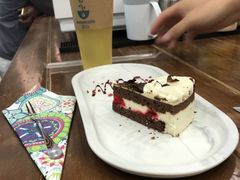 -留白咖啡(人民巷八号大院店)