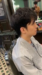 -海文先生国潮烫染男士理发馆